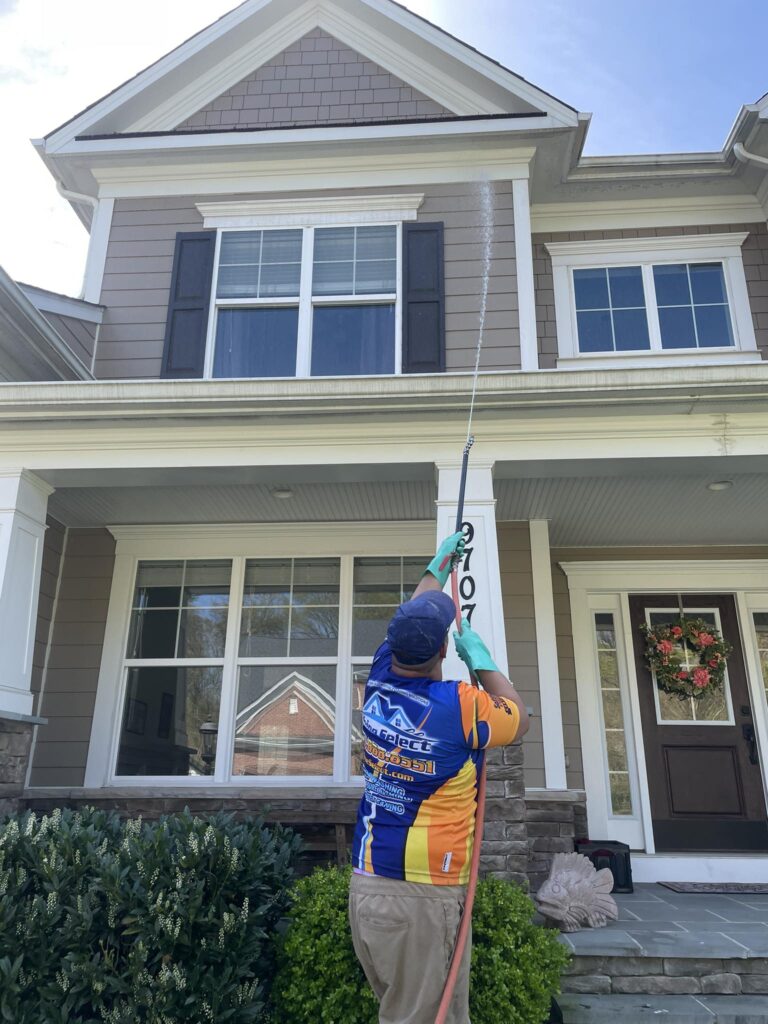 Power Washing vs Soft Washing Vinyl Siding | Shine Select