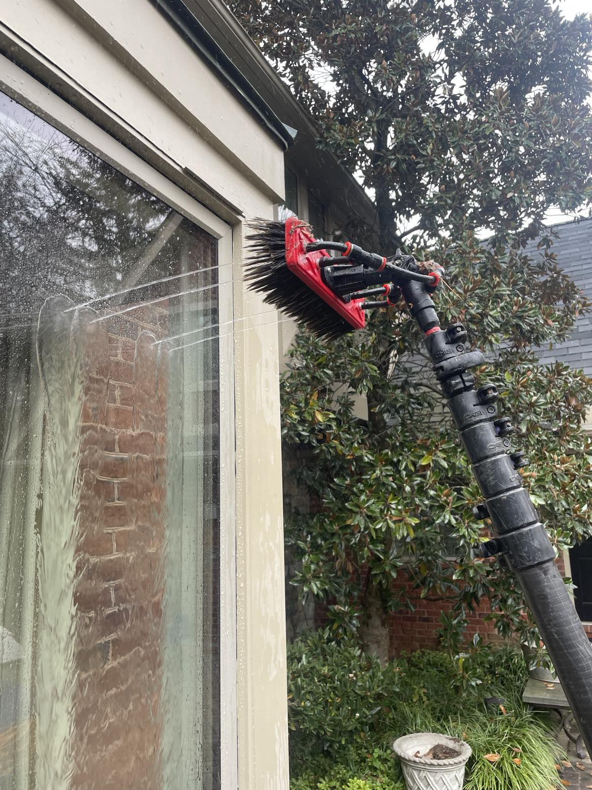 Why Should You Avoid Delaying Your Northern Virginia Window Cleaning?